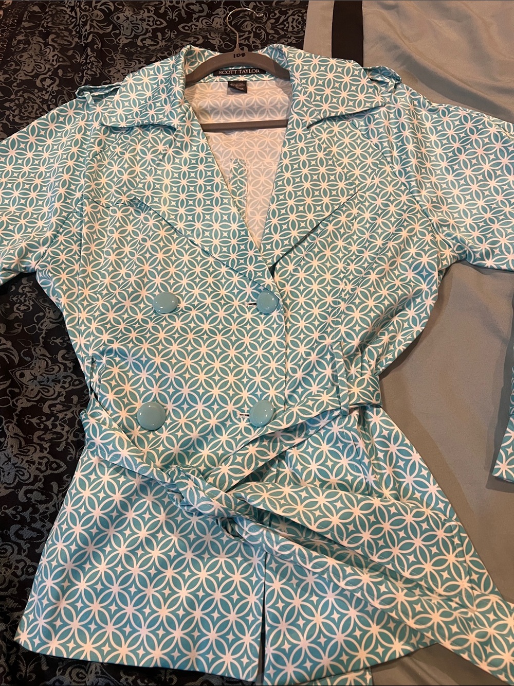 Scott Taylor Women's Aqua Geometric Print Double-Breasted Blazer